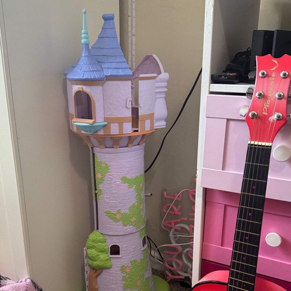 Enchanting Castle Tower Playset